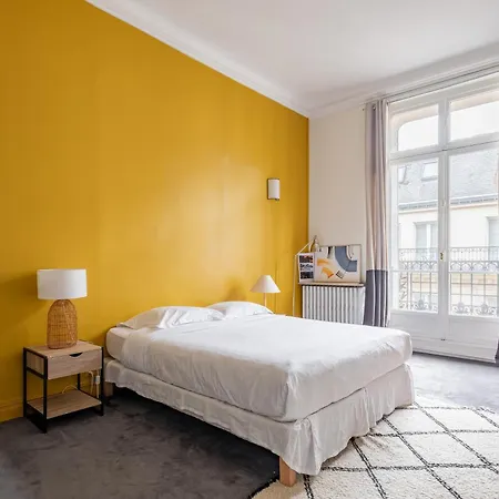 Apartment Veeve - Eiffel Eclectic *