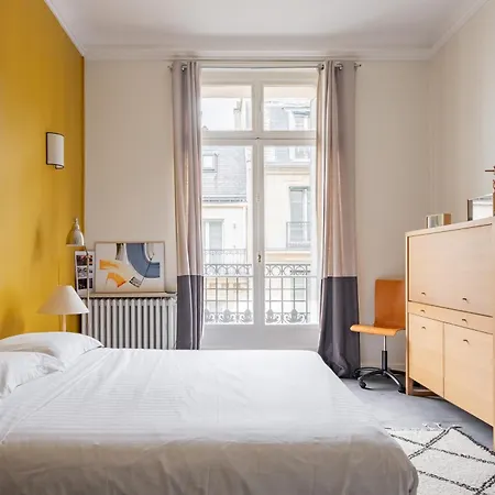 Veeve - Eiffel Eclectic Apartment