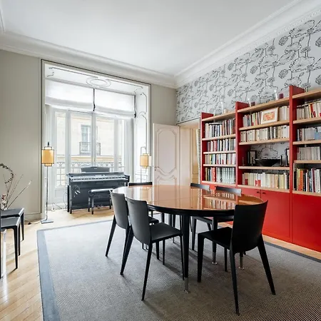 Veeve - Eiffel Eclectic Apartment Paris